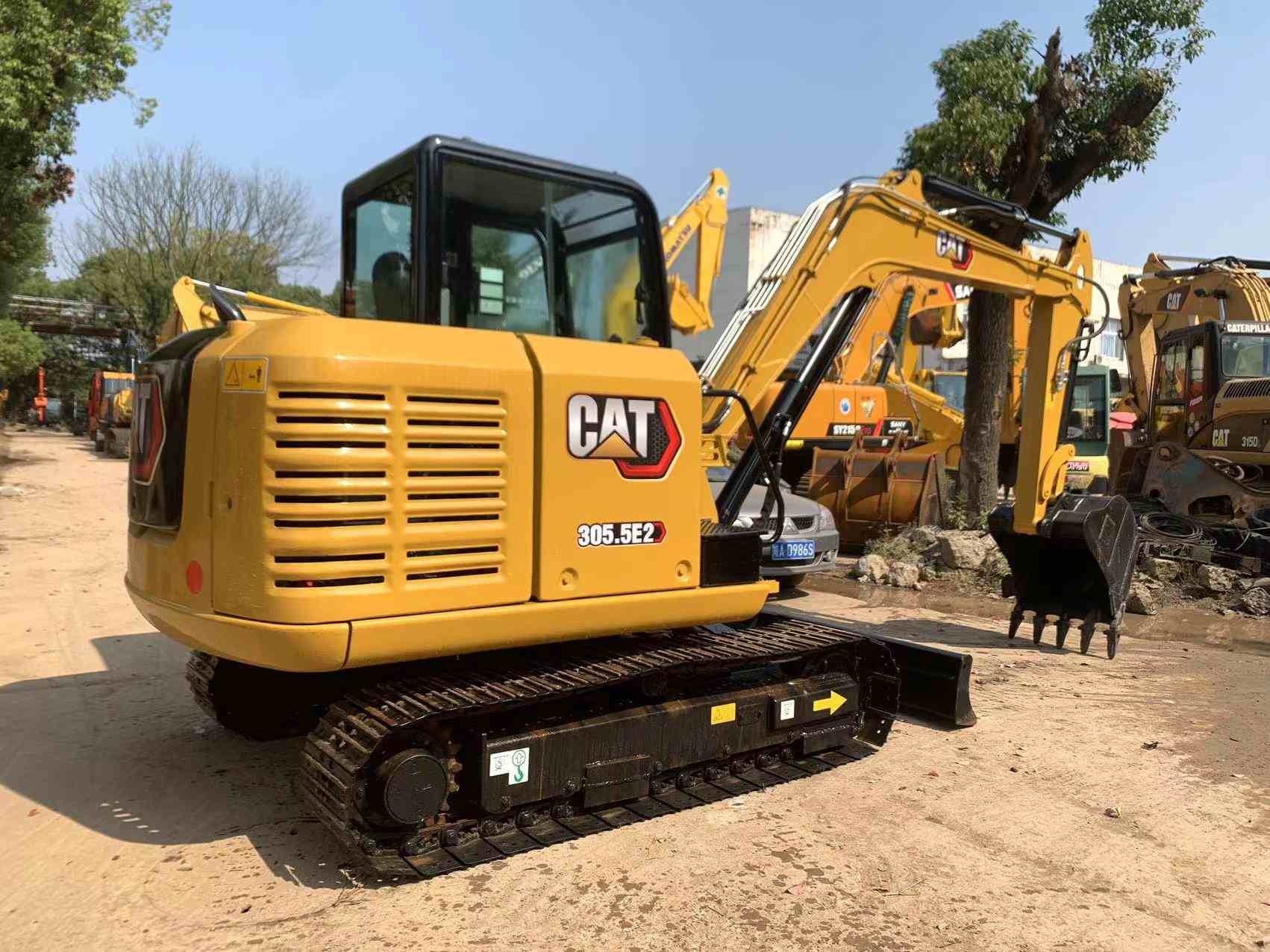 Japan Gebruikte CAT graafmachine te koop tweedehands 305.5E2 Jindongyu Machinery