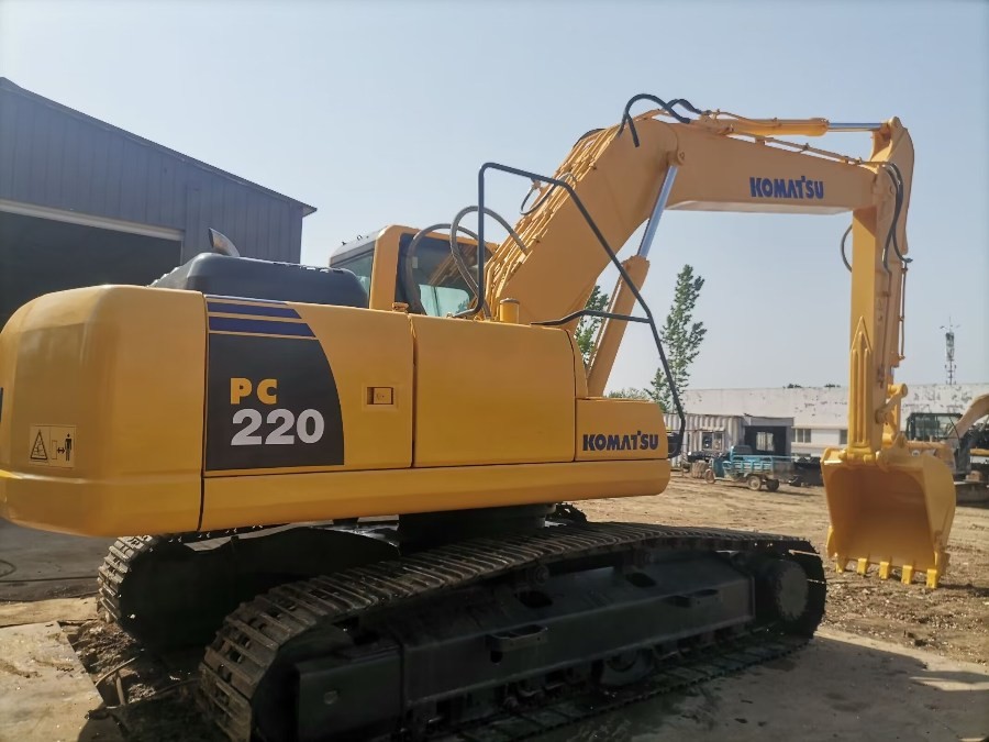 Japan Gebruikte Komatsu graafmachine te koop tweedehands PC220-8 Jindongyu Machinery