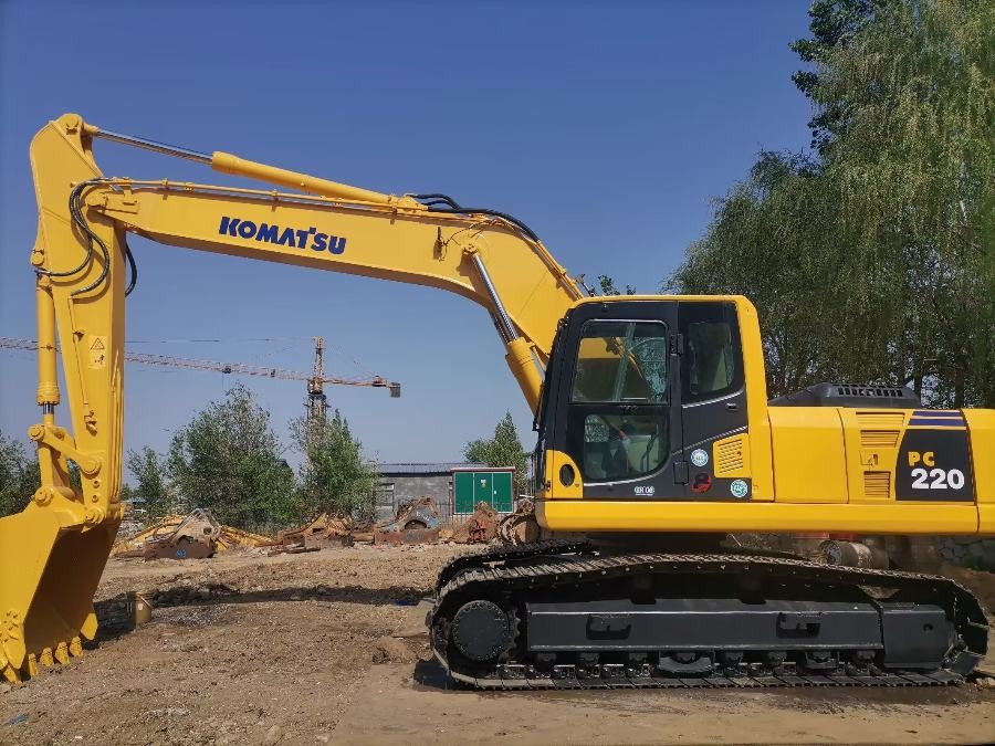 Japan Gebruikte Komatsu graafmachine te koop tweedehands PC220-8 Jindongyu Machinery