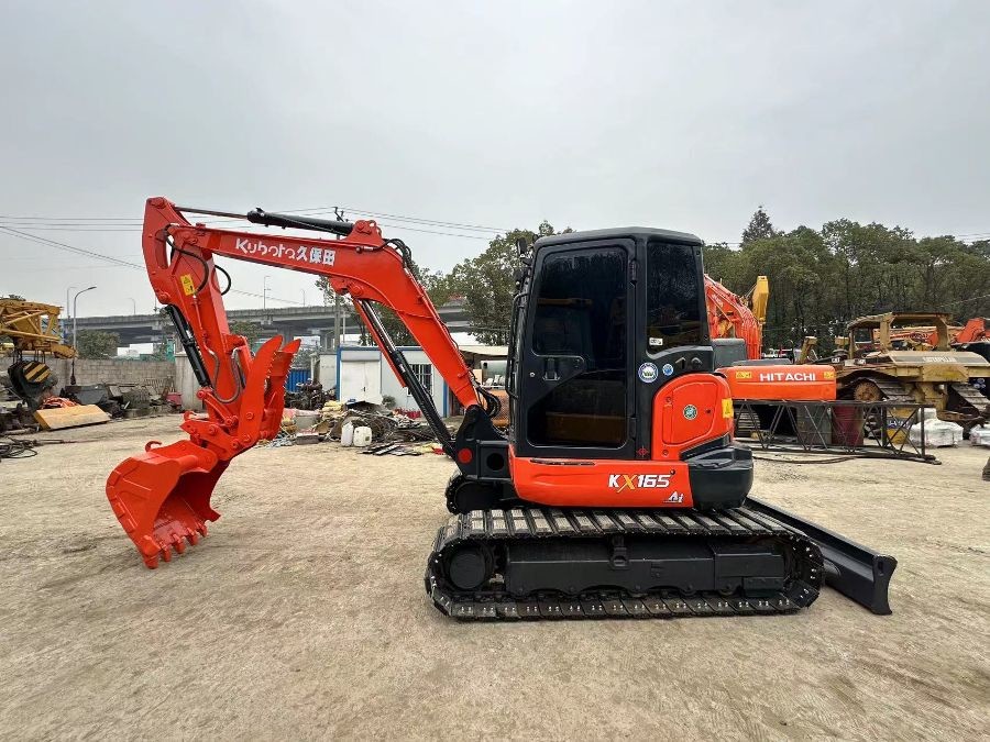 Japan Gebruikte Kubota graafmachine te koop tweedehands KX165-5 Jindongyu Machinery