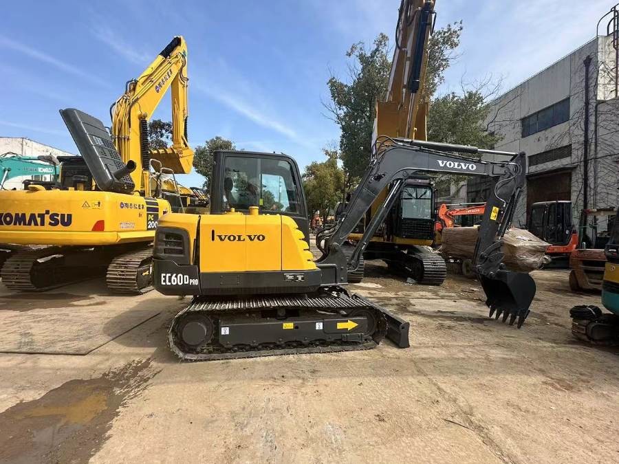 Korea Gebruikte Volvo graafmachine te koop tweedehands EC60D Jindongyu Machinery