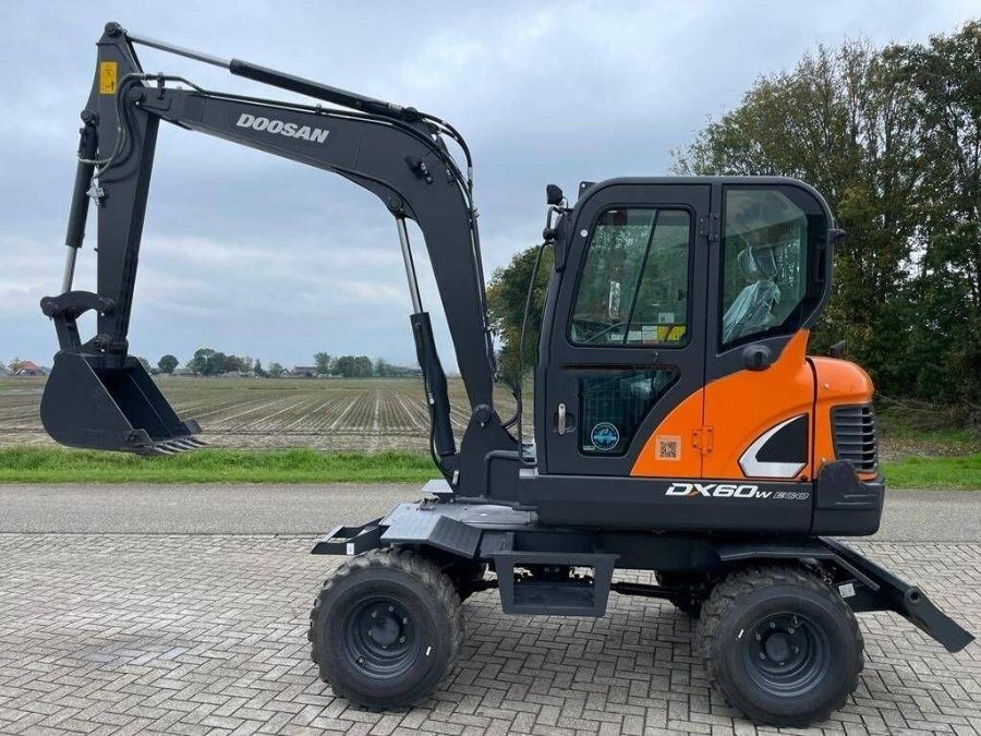 Korea Gebruikte Doosan graafmachine te koop tweedehands DX60W Jindongyu Machinery