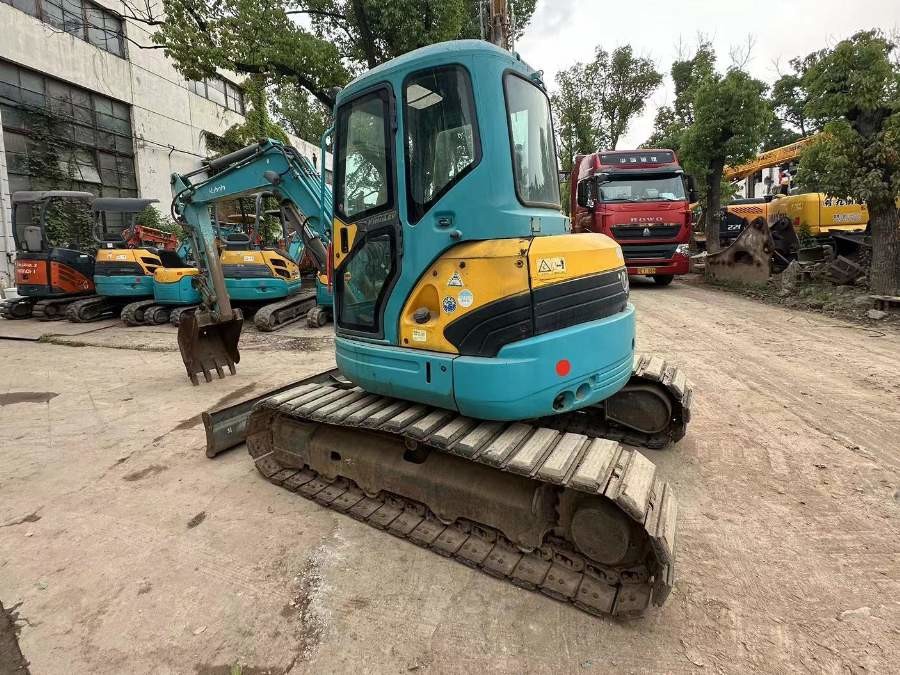 Japan Gebruikte Kubota graafmachine te koop tweedehands KXX155-3 Jindongyu Machinery